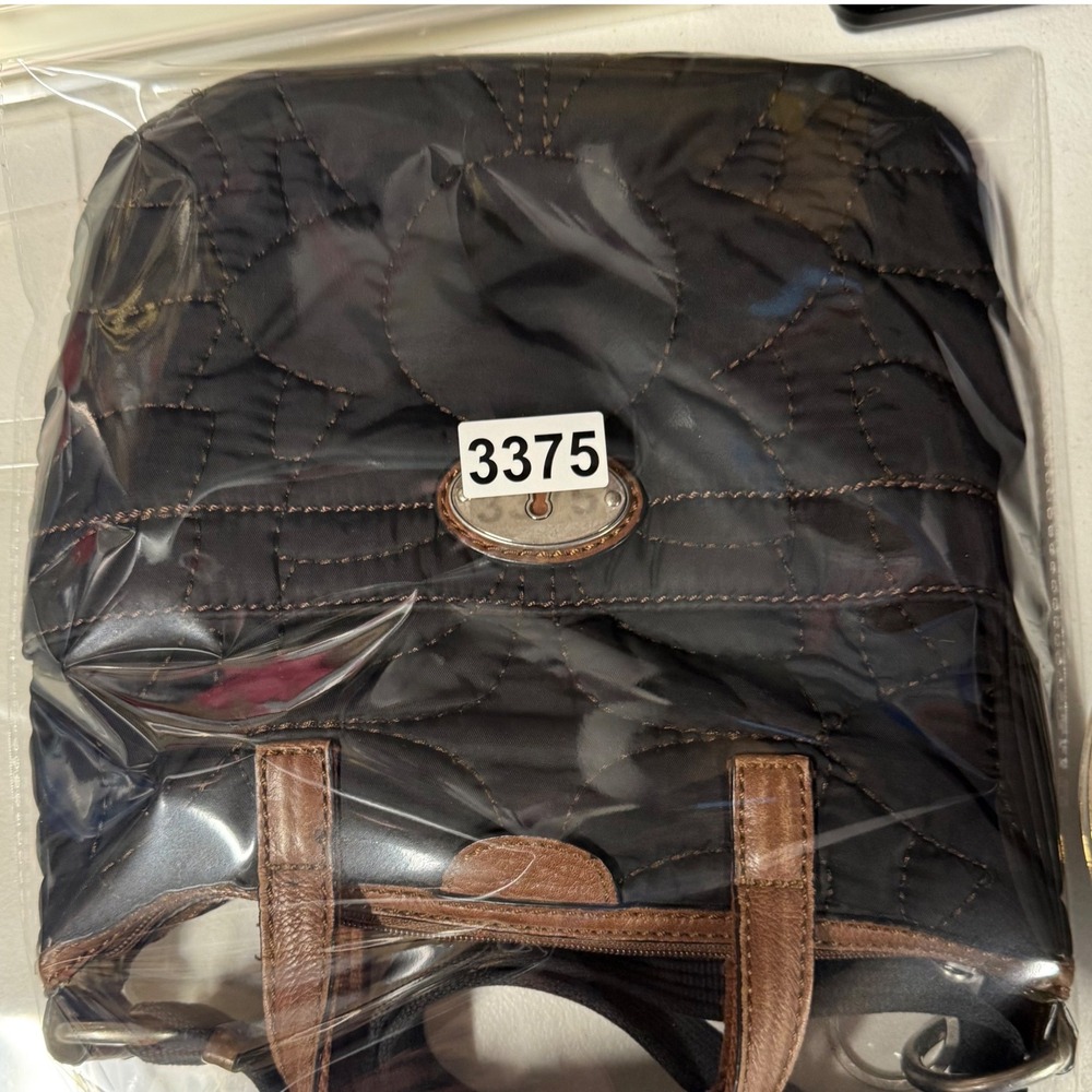 Fossil Key-Per Black Quilted Nylon Crossbody Bag Brown Leather Trim Y2K - Picture 11 of 11